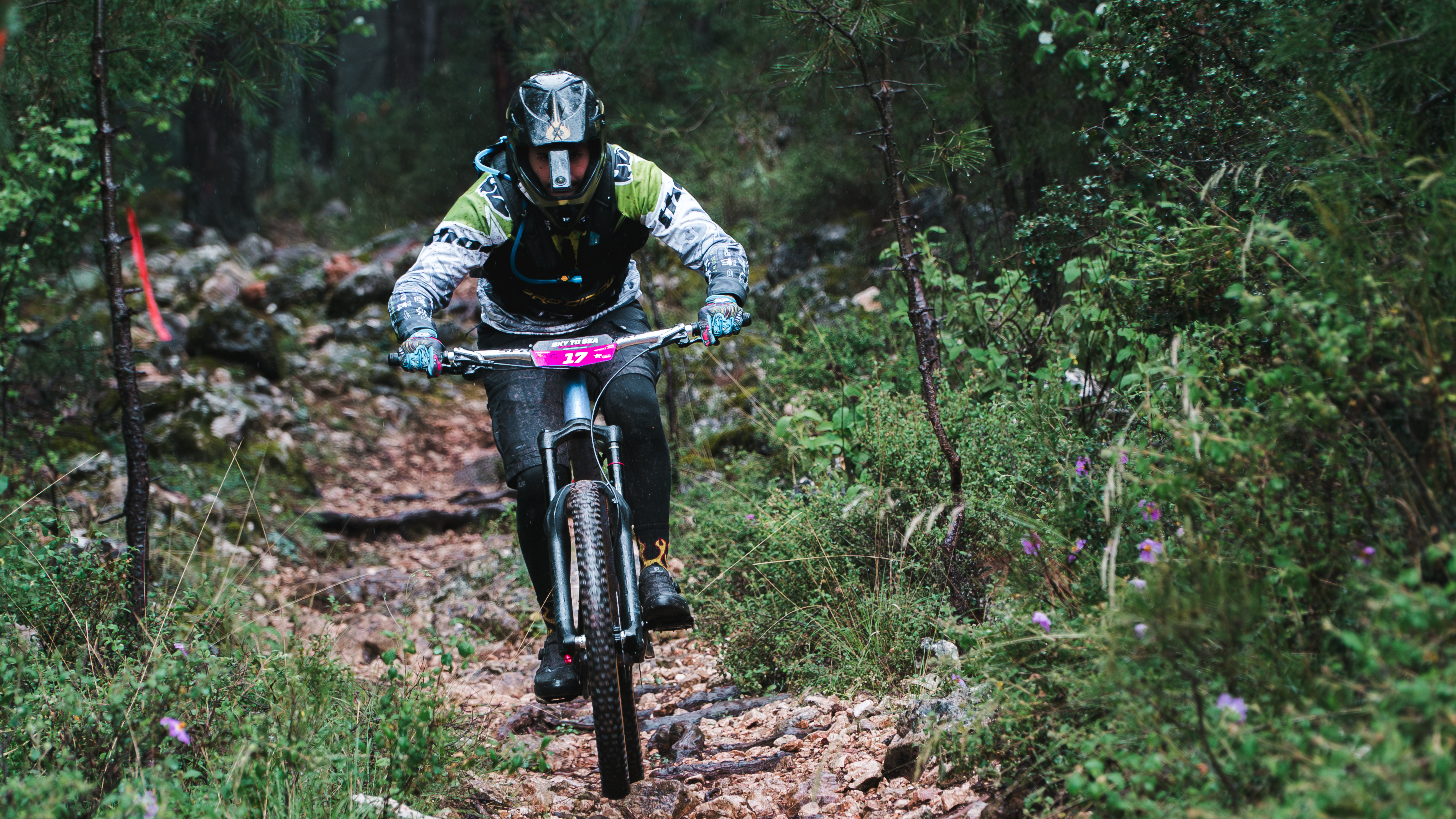 Sky to Sea MTB Enduro Dağ Bisikleti Yarışı